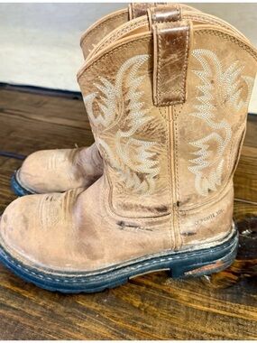 Ariat Women’s Size 6 Composite Toe Work Boots – Distressed Tan Leather